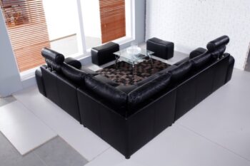 Rohová sedačka ENZO P si získa srdcia aj tých náročnejších zákazníkov! Luxusný a elegantný vzhľad urobí z Vašej obývacej izby miesto plné noblesy, poriadku a elegancie. Sedačka je na výber v ľavom aj v pravom prevedení. Dve nastaviteľné opierky hlavy sa postarajú o dokonalý komfort, kovové…