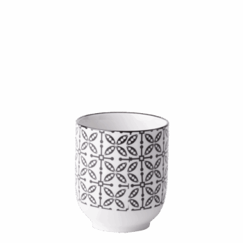 Porcelánový pohár z kolekcie Elements Asia Wood dodá vášmu stolovaniu atmosféru ďalekého východu. Jeho dizajn zdobí ručne maľovaný čiernobiely dekor. Pre dosiahnutie maximálneho ázijského zážitku v ňom odporúčame podávať zelený čaj.