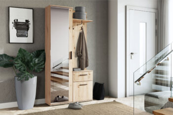 Moderná predsieňová zostava NORA v obľúbenom farebnom prevedení dub artisan. Je vyrobená z kvalitnej LTD dosky, ktorá sa ľahko udržuje. Na predných dvierkach je vstavané vertikálne zrkadlo.Predsieň je tvorená  vešiakovým panelom, policami a dvomi zásuvkami.Rozmery (š/v/h): 97 x 195 x 30 cm.Na výber vo viacerých farebných prevedeniach. Dodávame v demontovanom stave.