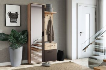 Moderná predsieňová zostava NORA v obľúbenom farebnom prevedení dub artisan/čierna. Je vyrobená z kvalitnej LTD dosky, ktorá sa ľahko udržuje. Na predných dvierkach je vstavané vertikálne zrkadlo.Predsieň je tvorená vešiakovým panelom, policami a dvomi zásuvkami.Rozmery (š/v/h): 97 x 195 x 30 cm.Na výber vo viacerých farebných prevedeniach. Dodávame v demontovanom stave.