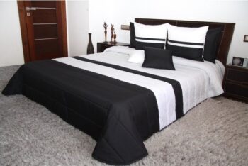Prehoz na manželskú posteľ čierno bielej farby Šírka: 220 cm | Dĺžka: 240 cm Šírka: 220 cm | Dĺžka: 240 cm