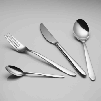 Štýlové, a napriek tomu cenovo dostupné Callisto ponúka nadčasový, minimalistický dizajn. Tento model je ideálnym riešením pre dnešné vysoké nároky každej domácnosti. Set obsahuje: 6× lyžica 6× nôž 6× vidlička 6× lyžička na kávu 6× vidlička na koláč