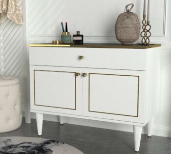 Komoda RAVEN KObjavte elegantnú a praktickú komodu RAVEN K, ktorá je ideálnym doplnkom pre vašu spálňu či obývaciu izbu. Táto komoda ponúka nielen štýlový dizajn, ale aj dostatok úložného priestoru pre vaše potreby.Špecifikácia produktu:Typ tovaru: KomodaVhodné do miestnosti: Spálňa a obývacia izbaMateriál: LTDRozmer: 90 x 76 x 44,8 cmFarba: BielaVybavenie: 1 zásuvka a skrinkaPočet dverí, dvierok: 2Hrúbka materiálu: 18 mmDodatočné informácie: Dodávame v demonte.Komoda RAVEN K sa pýši moderným bielym prevedením, ktoré ľahko zapadne do akéhokoľvek interiéru. Je vybavená jednou zásuvkou a skrinkou s dvoma dvierkami, čo poskytuje dostatok úložného priestoru pre vaše veci. LTD materiál s hrúbkou 18 mm zaisťuje pevnosť a dlhú životnosť komody.Praktický a elegantný dizajn komody RAVEN K vám umožní ľahko usporiadať a uložiť všetky vaše nevyhnutnosti. Objednajte si túto komodu ešte dnes a vylepšite svoj domov o funkčný a štýlový kúsok nábytku.