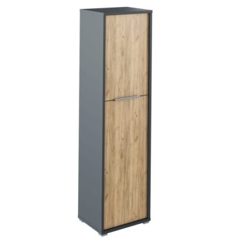 S policovou skriňou RIOMA NEW TYP 08 nikdy nebudete mať núdzu o úložný priestor. Jej rozmery sú (ŠxHxV): 50x38x182,6 cm. Vo vnútri sa nachádzajú štyri police. Zhotovená je z kvalitnej laminovanej DTD (drevotriesková doska) o hrúbke predných dosiek 16 mm a korpusu 22 mm, v nadčasovom farebnom…