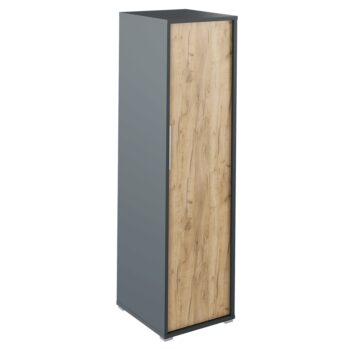 S vešiakovou skriňou RIOMA NEW TYP 20 nikdy nebudete mať núdzu o úložný priestor. Jej rozmery sú (ŠxHxV): 50x55x182,6 cm, vnútri ukrýva jednu policu s nosnosťou 5 kg a vešiakovú tyč. Zhotovená je z kvalitnej laminovanej DTD (drevotriesková doska) o hrúbke predných dosiek 16 mm a korpusu 22 mm,…