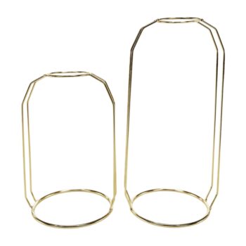 Predstavujeme vám elegantnú sadu dvoch sklenených váz Rosein Typ 1 v nádhernom smaragdovo-zlatom prevedení, ktoré dodajú vášmu interiéru moderný a sofistikovaný vzhľad. Tieto vázy sú ideálnym doplnkom pre tých, ktorí hľadajú jedinečný dizajn a kvalitu.