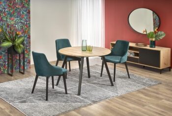 Okrúhly rozkladací jedálenský stôl RUBEN je skvelým miestom pre malé rodinné stretnutia pri dobrom jedle. Okrúhla vrchná doska stola v prevedení dub artisan je dokonale doplnená štíhlymi nožičkami v prevedení čierna. Materiál použitý na jeho výrobu je dyhovaná MDF v kombinácii s masívnym bukovým…