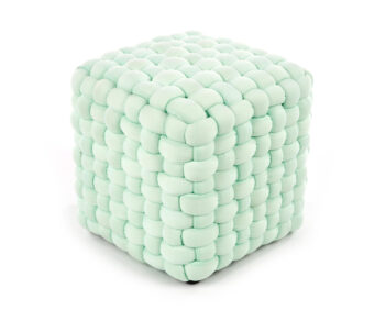 Taburetka RUBIK zaujme najmä svojim vzhľadom v tvare kocky. Jeho originálne čalúnenie pôsobí hravo, mäkko a pohodlne. Rozmery taburetky sú (ŠxHxV): 35x35x35 cm. Vďaka jej rozmerom ju premiestnite a položíte všade tam, kde ju práve budete potrebovať. Farebné prevedenie je svetlozelená. Môžete ju…