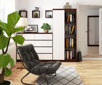 KATHRINE80: Moderný regál s kombináciou wenge a bielej farby Hľadáte kúsok nábytku, ktorý by sa stal stredobodom vašej obývačky či kancelárie? KATHRINE80, luxusná knižnica vyrobená z vysoko kvalitného materiálu LTD, spĺňa všetky vaše priania. Výrazný kontrast tmavého wenge a čisto bielej farby z neho robí elegantný a zároveň moderný doplnok do každého interiéru. So svojimi rozmermi 180 x 80 x 35 cm a celkom 8 policami , vrátane úložného priestoru s plnými dvierkami, ponúka regál dostatok miesta na knihy, dekorácie alebo kancelárske potreby. Jeho dizajn je nielen esteticky pôsobivý, ale aj praktický a funkčný.  Materiál: LTD Farba: wenge + biela Vybavenie: plné dvierka (skrinka) a 8 políc Rozmer: 180 x 80 x 35 cm  Či už hľadáte nábytok pre svoju obývačku, kanceláriu či pracovňu, KATHRINE80 je univerzálnym riešením, ktoré spája v sebe eleganciu a funkčnosť. Objednajte si tento jedinečný kúsok a premeňte svoj interiér na priestor plný štýlu!