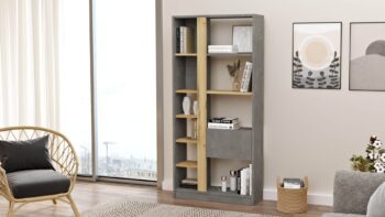 Názov produktu: LEVY 21 - Moderný regál pre obývaciu izbu Popis: LEVY 21 je moderný a dizajnový regál ideálny pre vašu obývaciu izbu. S jeho štýlovým vzhľadom a praktickým vybavením je skvelou voľbou na vystavenie dekoratívnych predmetov, kníh, váz či ďalších obľúbených artefaktov. Tento regál je vyrobený z kvalitného materiálu LTD 18 mm. Parametre:  Farba: Betón v kombinácii s dubom Left Rozmer: 160 x 75,6 x 25 cm Hrúbka materiálu: 18 mm < li>Vybavenie: dostatok políc a dvierka plné (skrinka)  Tento regál je nielen krásnym prvkom vašej obývačky, ale aj veľmi praktickým úložným priestorom. Vďaka poličkám a plným dvierkam ponúka dostatok miesta na organizáciu a skladovanie rôznych vecí. Vďaka svojim rozmerom sa zmestí aj do menších priestorov a vytvorí modernú atmosféru vo vašom domove. Nechajte sa očariť štýlovým dizajnom a vysokou kvalitou regálu LEVY 21, ktorý dodá vašej obývačke ten pravý úlet. LTD určite skvele doplní váš interiér. S LEVY 21 budete mať všetky vaše obľúbené predmety vždy na dosah ruky!