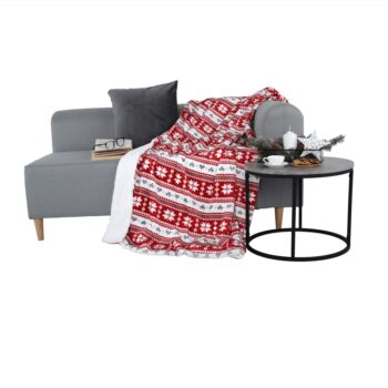 Objavte pohodlie a štýl s obojstrannou baránkovou dekou Samante, ktorá je ideálnym doplnkom do vášho interiéru. Táto deka s rozmermi 150x200 cm vyniká svojím moderným vzhľadom a farebným prevedením v kombinácii červenej a bielej so zimným vzorom, ktorý dodá vašej domácnosti útulnú atmosféru.…