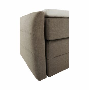Predstavujeme vám čalúnenú manželskú posteľ s matracom Samreno Megakomfort 160 v elegantnej svetlohnedej farbe, ktorá sa stane skvostom vašej spálne. Táto moderná posteľ je navrhnutá pre maximálny komfort a štýl, pričom ponúka praktické riešenia pre každodenné potreby.