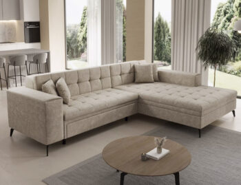 Súmerné prešívanie, jednoduchý dizajn, elegancia a vysoké štíhle nohy rohovej sedačky s rozkladom SAVIO P si Vás omotajú okolo prsta hneď na prvý pohľad. Sedačka sa stane praktickým pomocníkom, a elegantným doplnkom menšej, no kľudne aj tej väčšej obývačky. Farebné prevedenie béžová je…