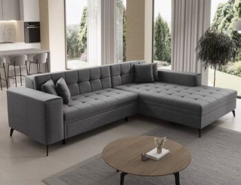 Súmerné prešívanie, jednoduchý dizajn, elegancia a vysoké štíhle nohy rohovej sedačky s rozkladom SAVIO P si Vás omotajú okolo prsta hneď na prvý pohľad. Sedačka sa stane praktickým pomocníkom, a elegantným doplnkom menšej, no kľudne aj tej väčšej obývačky. Farebné prevedenie svetlosivá je…