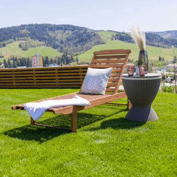 Pohár na vodu Savoy Typ 1 je elegantným doplnkom do každej domácnosti, ktorý zaujme svojím moderným vzhľadom a praktickosťou. Tento set obsahuje štyri poháre s objemom 350 ml, ideálne pre každodenné použitie aj špeciálne príležitosti. Poháre sú vyrobené z kvalitného skla, čo zaručuje ich dlhú…