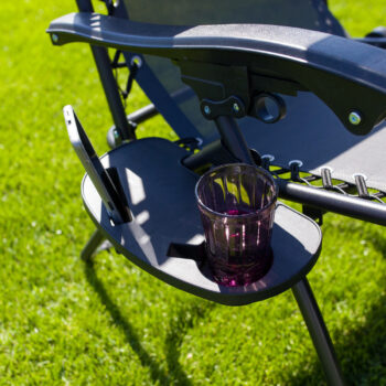 Pohár na vodu Savoy Typ 1 je elegantným doplnkom do každej domácnosti, ktorý zaujme svojím moderným vzhľadom a praktickosťou. Tento set obsahuje štyri poháre s objemom 350 ml, ideálne pre každodenné použitie aj špeciálne príležitosti. Poháre sú vyrobené z kvalitného skla, čo zaručuje ich dlhú…