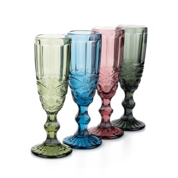 Pohár na šampanské Savoy Typ 4 je elegantným doplnkom pre každú príležitosť, či už ide o oslavu, romantickú večeru alebo len relaxačný večer doma. Tento set obsahuje štyri poháre s objemom 150 ml, ktoré sú vyrobené z kvalitného skla a ponúkajú moderný vzhľad v kombinácii farieb. Ich dizajn je…