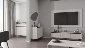 Obývací sektor SELESTA je v minimalistickom prevedení. Je spestrená dizajnom japonskej estetiky. Nábytok má elegantné vysoké nožičky, ktoré sú v čiernej farbe a sú vyrobené z kovu. Dodávajú nábytku ľahkosť. Výraznou dekoráciu nábytku sú drážkované čelá. Jednotlivé prvky SELESTA boli navrhnuté tak, aby každý prvok mohol byť použitý samostatne.Predná časť je vyrobená z kvalitného MDF materiálu v kombinácii s LTD o hrúbke 16 mm. Dosky sú nenáročné na údržbu. Korpus je vyrobený z LTD dosiek, s ABS hranami. Nožičky sú kovové, v čiernom prevedení. Farba: béžová pieskováRozmery:šírka: 46 cmvýška: 100 cmhĺbka: 32 cmDodávame v demontovanom stave.