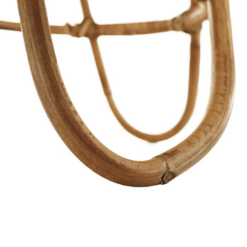 Predstavujeme vám Stojan na kvety Silir - prírodná, ktorý je ideálnym doplnkom pre váš interiér. Tento moderný stojan je vyrobený z kvalitného prírodného ratanu, čo mu dodáva nielen estetický vzhľad, ale aj trvanlivosť a odolnosť. S rozmermi 36 cm na šírku, 36 cm na hĺbku…