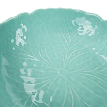 Predstavujeme vám elegantnú sadu servírovacích misiek (3 ks) Smalt v moderných farbách sivá, tyrkysová a krémová. Tieto misky sú ideálnym doplnkom pre každú domácnosť, ktorá si potrpí na štýlové a funkčné vybavenie kuchyne. Vďaka svojmu modernému vzhľadu sa skvele hodia do interiéru a dodajú…