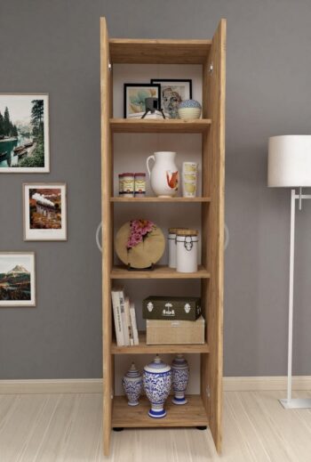 Praktická vysoká komoda / skriňa SOFT je v elegantnom a modernom prevedení. Vďaka farebnému prevedeniu dokonale zapadne do rôznych interiérov. Táto moderná komoda je vyrobená z kvalitných LTD dosiek, ktoré sú nenáročné na údržbu. Ich hrúbka je 18 mm. Farba: borovica.Komoda je dvojdverová, vo vnútri sa nachádzajú police na uloženie vášho oblečenia a podobne.Rozmery komody:Výška: 178 cmŠírka: 49 cmHĺbka: 32 cmVýška nohy: 2,5 cmDodávame v demontovanom stave. 