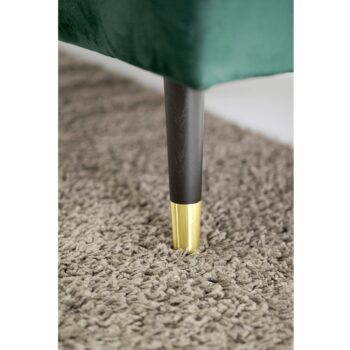 Predstavujeme vám elegantnú dvojsedačku Somy 2, ktorá sa stane skvostom vašej obývačky. Táto moderná sedačka vyniká svojím smaragdovo-zeleným poťahom, ktorý je doplnený čiernymi a zlatými detailmi, čo jej dodáva luxusný vzhľad. Je ideálna pre tých, ktorí hľadajú štýlové…