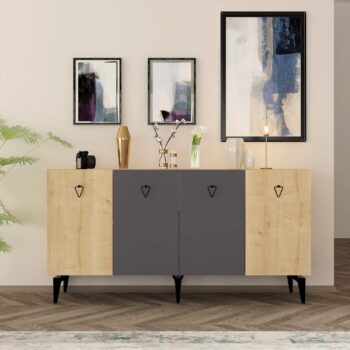 Komoda SONO – Široké a elegantné úložné riešenie pre obývaciu izbuKomoda SONO je ideálnym doplnkom pre modernú obývaciu izbu, ktorá kombinuje praktickosť s elegantným dizajnom. Vďaka štyrom plným dvierkam ponúka dostatok úložného priestoru pre všetky vaše potreby, či už ide o knihy, dekorácie alebo iné predmety. Kombinácia antracitovej a bielej farby dodáva interiéru štýlový a sofistikovaný vzhľad.S rozmermi 79 x 150 x 40 cm je komoda SONO nielen priestranná, ale aj praktická. Vyrobená z kvalitného LTD materiálu s hrúbkou 18 mm, zaisťuje pevnosť a dlhú životnosť. Kovové úchytky dodávajú moderný vzhľad, zatiaľ čo plastové nožičky poskytujú stabilitu a chránia podlahu pred poškriabaním.Hlavné vlastnosti:Typ tovaru: KomodaMateriál: LTDRozmer: 79 x 150 x 40 cmVybavenie: Dvierka plnéVzhľad: ŠirokáPočet dvierok: 4Úchytky: KovovéHrúbka materiálu: 18 mmDodatočné informácie: Dodávame v demonte, plastové nožičkyFarba: Antracit + dubKomoda SONO je dodávaná v demontovanom stave s priloženým návodom na jednoduchú montáž. Tento moderný a praktický kus nábytku je perfektnou voľbou pre každého, kto hľadá štýlové a funkčné úložné riešenie pre svoju obývačku.