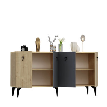 Komoda SONO – Široké a elegantné úložné riešenie pre obývaciu izbuKomoda SONO je ideálnym doplnkom pre modernú obývaciu izbu, ktorá kombinuje praktickosť s elegantným dizajnom. Vďaka štyrom plným dvierkam ponúka dostatok úložného priestoru pre všetky vaše potreby, či už ide o knihy, dekorácie alebo iné predmety. Kombinácia antracitovej a bielej farby dodáva interiéru štýlový a sofistikovaný vzhľad.S rozmermi 79 x 150 x 40 cm je komoda SONO nielen priestranná, ale aj praktická. Vyrobená z kvalitného LTD materiálu s hrúbkou 18 mm, zaisťuje pevnosť a dlhú životnosť. Kovové úchytky dodávajú moderný vzhľad, zatiaľ čo plastové nožičky poskytujú stabilitu a chránia podlahu pred poškriabaním.Hlavné vlastnosti:Typ tovaru: KomodaMateriál: LTDRozmer: 79 x 150 x 40 cmVybavenie: Dvierka plnéVzhľad: ŠirokáPočet dvierok: 4Úchytky: KovovéHrúbka materiálu: 18 mmDodatočné informácie: Dodávame v demonte, plastové nožičkyFarba: Antracit + dubKomoda SONO je dodávaná v demontovanom stave s priloženým návodom na jednoduchú montáž. Tento moderný a praktický kus nábytku je perfektnou voľbou pre každého, kto hľadá štýlové a funkčné úložné riešenie pre svoju obývačku.
