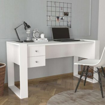 Písací stôl SULTANObjavte písací stôl SULTAN, ktorý je ideálnym doplnkom pre vašu kanceláriu, pracovňu alebo detskú izbu. Tento elegantný stôl v škandinávskom štýle kombinuje moderný dizajn s praktickými funkciami, ktoré ocení každý používateľ.Typ tovaru: Písací stôlVhodné do miestnosti: Kancelária, pracovňa a detská izbaMateriál: LTDRozmer: 158.4 x 72.2 x 60 cmFarba: BielaVybavenie: 2 zásuvkyŠtýl: ŠkandinávskyTvar: ObdĺžnikovýHrúbka materiálu: 18 mmDodatočné informácie: Dodávame v demontePísací stôl SULTAN je vyrobený z kvalitného LTD materiálu s hrúbkou 18 mm, čo zaisťuje jeho pevnosť a dlhú životnosť. Elegantný biely dizajn v škandinávskom štýle dodáva stolu moderný a čistý vzhľad, ktorý sa hodí do akéhokoľvek interiéru. Stôl je vybavený dvoma praktickými zásuvkami, ktoré poskytujú dostatok úložného priestoru pre vaše pracovné potreby a pomôcky.Dodávame v demonte, čo znamená, že stôl ľahko zložíte podľa priloženého návodu. Písací stôl SULTAN je perfektnou voľbou pre každého, kto hľadá štýlový a funkčný nábytok do svojej kancelárie, pracovne alebo detskej izby.
