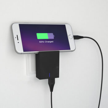 SWISSTEN Adaptér 230V/3A  2xUSB + USB-C kábel 1,2m