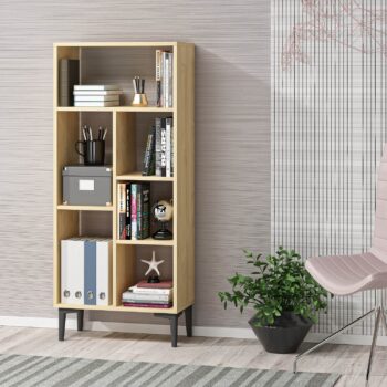 Knižnica SYMBOL – Elegantné a praktické úložné riešenie pre obývaciu izbuKnižnica SYMBOL je ideálnym doplnkom pre každú modernú obývaciu izbu. Jej obdĺžnikový tvar a tri priestranné police ponúkajú dostatok miesta pre vaše knihy, dekorácie alebo iné drobnosti, ktoré chcete mať po ruke. Jednoduchý dizajn a biela farba zaisťujú, že knižnica SYMBOL ľahko zapadne do akéhokoľvek interiéru.S rozmermi 138,6 x 60 x 29,6 cm je knižnica SYMBOL navrhnutá tak, aby efektívne využívala priestor bez toho, aby ho zbytočne zahlcovala. Vyrobená z kvalitného LTD materiálu, ktorý zaisťuje dlhú životnosť a pevnosť. Plastové nožičky dodávajú stabilitu a chránia podlahu pred poškriabaním.Hlavné vlastnosti:Typ tovaru: KnižnicaMateriál: LTDRozmer: 138,6 x 60 x 29,6 cmTvar: ObdĺžnikovýPočet políc: 3Dodatočné informácie: Dodávame v demonte, plastové nožičkyFarba: DubKnižnica SYMBOL je dodávaná v demontovanom stave s priloženým návodom na jednoduchú montáž. Tento štýlový a praktický kus nábytku je perfektný pre každého, kto hľadá funkčné a estetické úložné riešenie pre svoju obývačku.
