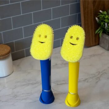 Scrub Daddy Dish Daddy hubka na umývanie riadu, srukoväťou a dávkovačom saponátu