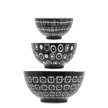 Set menších porcelánových misiek z línie Basic Dots Black je predovšetkým vhodný na cereálie a ďalšie raňajkové pokrmy. Oceníte moderné vzory, ktoré sa krásne ukážu v kontraste čiernej a bielej farby. PRIEMER: 10 cm / 12 cm / 16 cm