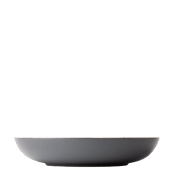 Odložte bokom všetky starosti a doprajte si pokojný obed. Keramický set z kolekcie Elements East grey vám skvele poslúži. Jeho šedé sfarbenie vyvoláva pocit pokoja, rovnováhy a nekonfliktnosti, čo prospeje najmä ľuďom žijúcim hektickým životným štýlom. Tento set zapadne do každého typu interiéru. Set obsahuje: 4x tanier plytký Coupe (ø 25 cm) 4x tanier hlboký Coupe (ø 23 cm) 4x tanier plytký Coupe (ø 21 cm)