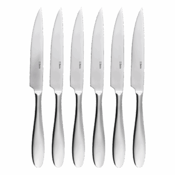 Radi si vychutnávate grilovačky či steaky? Potom tu pre vás máme dokonalého pomocníka. Set steakových nožov Turin s dutými rúčkami z profesionálnej línie Master Chef. K minimalistickému setu vám pribalíme aj praktický magnetický box na ich uloženie.