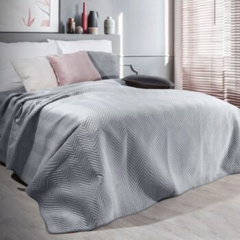 Strieborný zamatový prehoz na posteľ s prešívaním Šírka: 170 cm | Dĺžka: 210 cm Šírka: 170 cm | Dĺžka: 210 cm