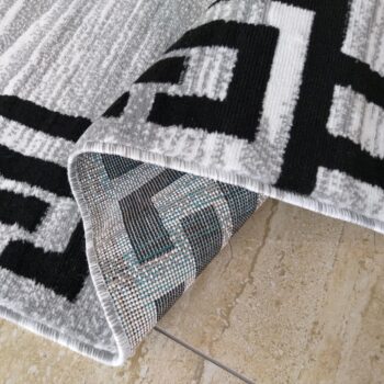 Štýlový sivo čierny koberec s ornamentom Šírka: 120 cm | Dĺžka: 170 cm