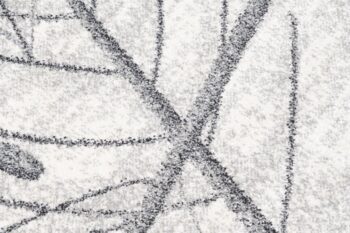 Svetlý krémový moderný koberec s motívom listov Šírka: 140 cm | Dĺžka: 200 cm