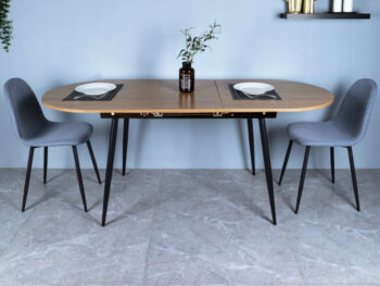 Rozkladací jedálenský stôl Tameron 150/190 v elegantnom prevedení dub a čierna je ideálnym riešením pre moderné interiéry. Tento stôl, značky KONDELA, ponúka praktickú rozkladaciu funkciu, ktorá umožňuje zväčšiť jeho šírku z pôvodných 150 cm na 190 cm, čo poskytuje dostatok priestoru pre…