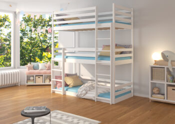 Unikátny kúsok v podobe drevenej trojposchodovej postele s matracmi TAREVO 80x180 cm je veľmi praktický, funkčný kúsok, ktorý si nájde uplatnenie v menších priestoroch, na chalupách či iných miestach, kde bude šetriť miesto. Konštrukcia postele je veľmi pevná a stabilná, vyrobená z kvalitného…