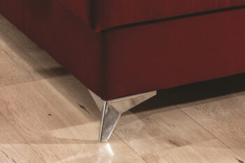 Sedačka TARISA patrí medzi veľké účkové sedačky. Očarí luxusnou plochou na sedenie ako aj štýlovým dizajnom, ktorý upúta na prvý pohľad. Ladné tvary, jemné prešívanie a  vysoké lesklé nožičky vytvárajú elegantný komplex, ktorý sa stane dominantným prvkom v miestnosti. Štýlové polohovateľné opierky hlavy ako aj dekoračné vankúšiky, ktoré sú súčasťou sedačky, dodávajú sedačke luxus a šmrnc. Kovové nožičky sú chrómované v striebornej farbe. Vďaka funkcii rozkladu si vytvoríte spaciu plochu 125 x 265 cm, vhodnú na príležitostné spanie. Dolphinmechanizmus zabezpečí jednoduchú manipuláciu pri rozklade sedačky. Sedačka je vyrobená v kombinácii vlnovcovej pružiny a PUR peny. Touto kombináciou získate maximálne pohodlie pri sedení či leňošení. Na sedaciu časť bola použitá vysoko kvalitná HR pena o hustote T3030. Hustota peny opierok je T2542. Sedačka je vyrobená v pravom prevedení rohu. Je celočalúnená, vhodná aj na umiestnenie v priestore. Na čalúnenie je použitá kvalitná látka Sawana 21. Celkové rozmery (š/v/h): 350 x 90 x 202cm, výška sedačky bez opierok je 70 cm. Hĺbka sedenia 60 cm, výška sedenia 43 cm.V našej ponuke nájdete túto sedačku aj v opačnom prevedení rohu ako aj v ďalších módnych a štýlových farbách.