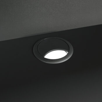 Herný stôl Tezro New v elegantnom grafitovom prevedení je ideálnym riešením pre všetkých nadšencov moderného dizajnu a funkčnosti. Tento stôl, vyrobený z kvalitného aglomerovaného materiálu s laminovanou DTD povrchovou úpravou, ponúka nielen štýlový vzhľad, ale aj odolnosť…