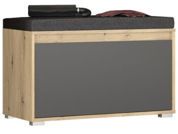 Zanechajte dobrý dojem už pri vstupe návštevy do Vašej domácnosti. Predsieň THEBES je možné zakúpiť ako zostavu, ktorá sa skladá z týchto prvkov kolekcie (ŠxHxV): dvojdverová komoda so zásuvkou (76,1x35x101,3 cm), jednodverová predsieňová skriňa (54,1x35x196,5 cm), botník (skrinka na topánky) …