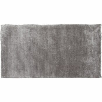 Koberec TIANNA 140x200 cm vynikne v každej izbe, či už to bude obývacia izba alebo spálňa. Materiál použitý na výrobu je 100% polyester v svetlosivej farbe. Ak hľadáte koberec v jemnej pastelovej farbe, ktorý by sa vám hodil do každej izby, riešením pre vás sa môže stat práve tento koberec. Koberec…
