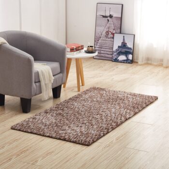 Koberec TOBY 140x200 cm je veľmi príjemný na dotyk a vaše nohy si v ňom nájdu mäkké útočisko. Ak uprednostňujete viacfarebnosť, tak tento koberec je pre vás ako stvorený. Svetlohnedá farba poprepletaná rôznymi odtieňmi vytvára celkový vzhľad, ktorý pôsobí útulne a dizajnovo. Materiál použitý na…