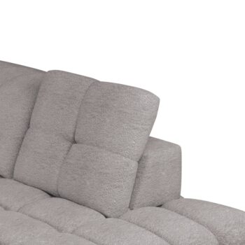 Rohová sedacia súprava TOLLO L ROH v pravom prevedení je harmonickým spojením luxusu, komfortu a praktickosti. So svojím elegantným vzhľadom, bohato čalúneným povrchom a výrazným dekoratívnym prešívaním pôsobí ako dizajnový šperk každého moderného…