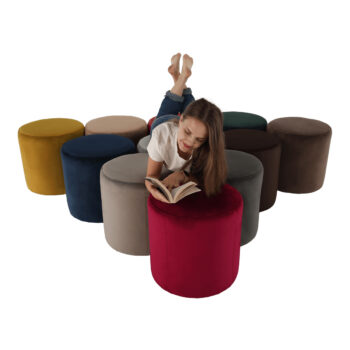 Taburetka Top 45 v elegantnej svetlosivej farbe je ideálnym doplnkom pre váš interiér. Táto moderná taburetka od značky KONDELA sa vyznačuje jednoduchým dizajnom, ktorý ľahko zapadne do akéhokoľvek priestoru. S rozmermi 45 cm na šírku a hĺbku a výškou 49 cm ponúka dostatočný…