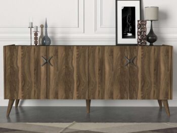 Komoda TREEPredstavujeme vám komodu TREE, ideálnu voľbu pre vašu obývaciu izbu alebo spálňu. Táto široká a elegantná komoda je navrhnutá tak, aby vám poskytla dostatok úložného priestoru a zároveň dodala vášmu interiéru moderný a štýlový vzhľad.Typ tovaru: KomodaVhodné do miestnosti: Obývacia izba a spálňaMateriál: LTDRozmer: 183.6 x 78 x 47 cmFarba: Orech + antracitVybavenie: DvierkaVzhľad: ŠirokáPočet dverí, dvierok: 4Hrúbka materiálu: 18 mmDodatočné informácie: Dodávame v demonteKomoda TREE je vyrobená z kvalitného LTD materiálu s hrúbkou 18 mm, čo zaisťuje jej pevnosť a dlhú životnosť. Elegantná kombinácia orechového dekoru a antracitovej farby dodáva komode moderný a sofistikovaný vzhľad, ktorý sa hodí do akéhokoľvek interiéru. Komoda je vybavená štyrmi dvierkami, ktoré poskytujú dostatok úložného priestoru pre vaše potreby.Dodávame v demonte, čo znamená, že komodu ľahko zložíte podľa priloženého návodu. Komoda TREE je perfektnou voľbou pre každého, kto hľadá štýlový a funkčný nábytok do svojej obývačky alebo spálne.