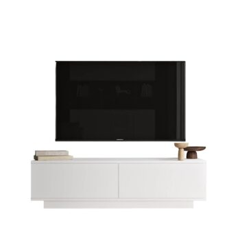 FANNY 1 - Dokonalosť v každom detaile Vstúpte do sveta elegancie a pohodlia s FANNY 1, televíznym stolom, ktorý kombinuje dizajnovú krásu s praktickosťou. Jeho čisté línie a moderný vzhľad dodajú vašej miestnosti nádych luxusu.  Typ tovaru: Stolík TV Miestnosť: Vhodný pre obývaciu izbu, kanceláriu a pracovňu Materiál: LTD s hrúbkou 18 mm Rozmer: 140 x 35,5 x 38,2 cm Farba: Biela mat Vybavenie: 2 plné dvierka (skrinka) < li>Štýl: Moderné a dizajnové prevedenie Tvar: Obdĺžnikový a rovný Počet dverí: 2 dverové  Biely stolík FANNY 1 prináša svetlosť a sviežosť do vášho interiéru. Jeho minimalistický dizajn a kvalitné prevedenie z LTD z neho robia nielen funkčný, ale aj vizuálne pútavý kus nábytku. Dvierka skrinky ponúkajú dostatok úložného priestoru, takže všetko, čo potrebujete, máte vždy po ruke.