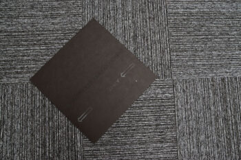 Tapibel, Kobercový štvorec Coral Lines 60345-50 šedo-čierny 50 x 50 cm, chodba / predsieň